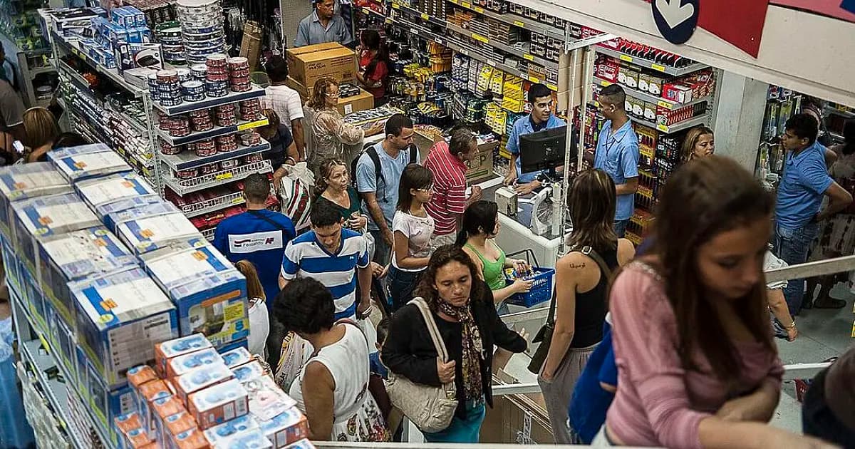 Comércio em feriados agora exige acordo coletivo