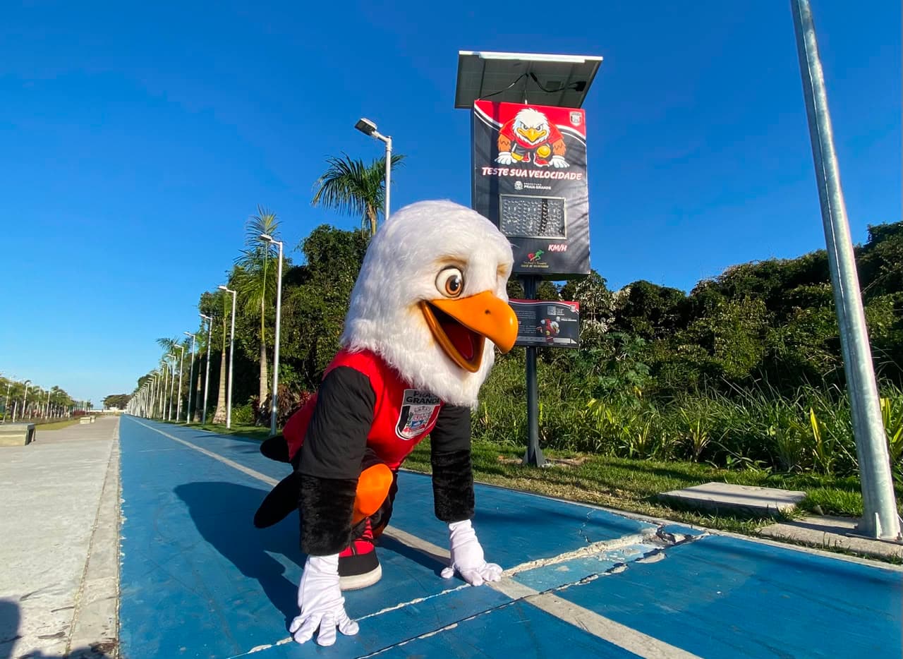 Radar de velocidade desafia corredores em Praia Grande